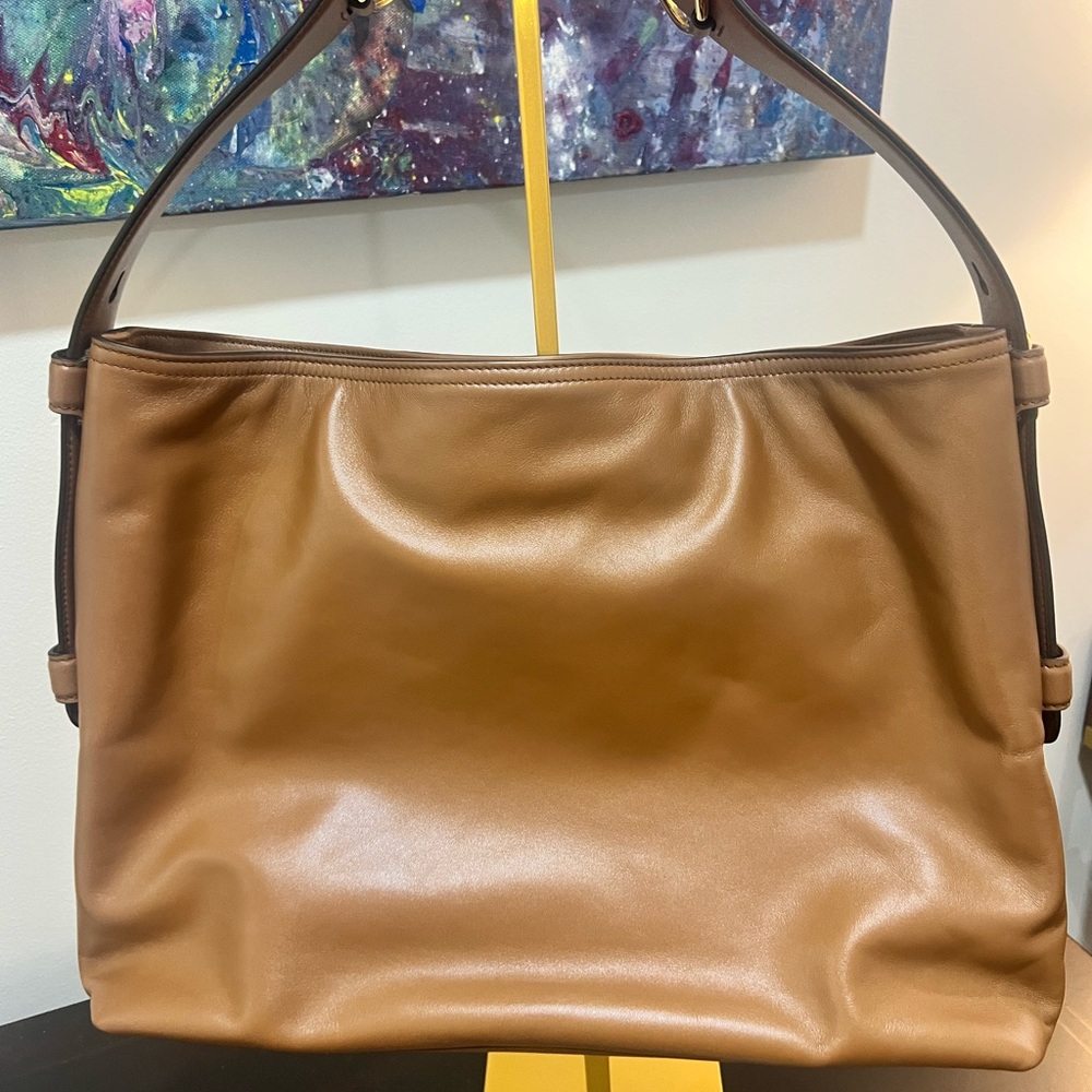 Brand new GUCCI Beatrix Maxi hobo NWT GORGEOUS - Picture 13 of 15